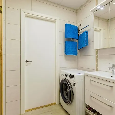アパート Spacious With Sauna In City Center タリン